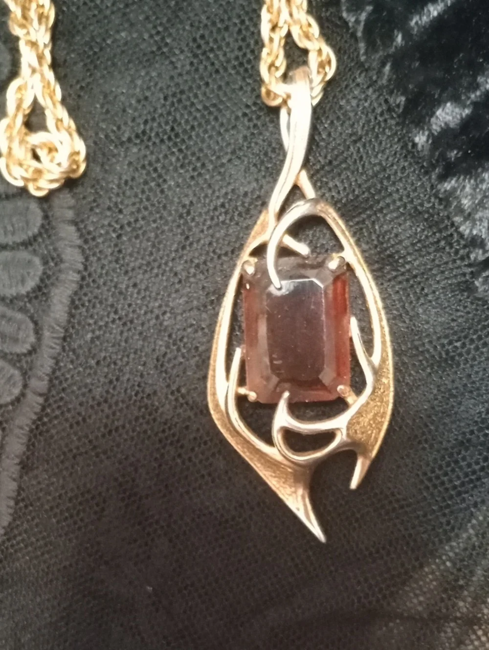 Sarah Coventry Mid Century Brutalist  Pendant Necklace with Brown Gemstone
